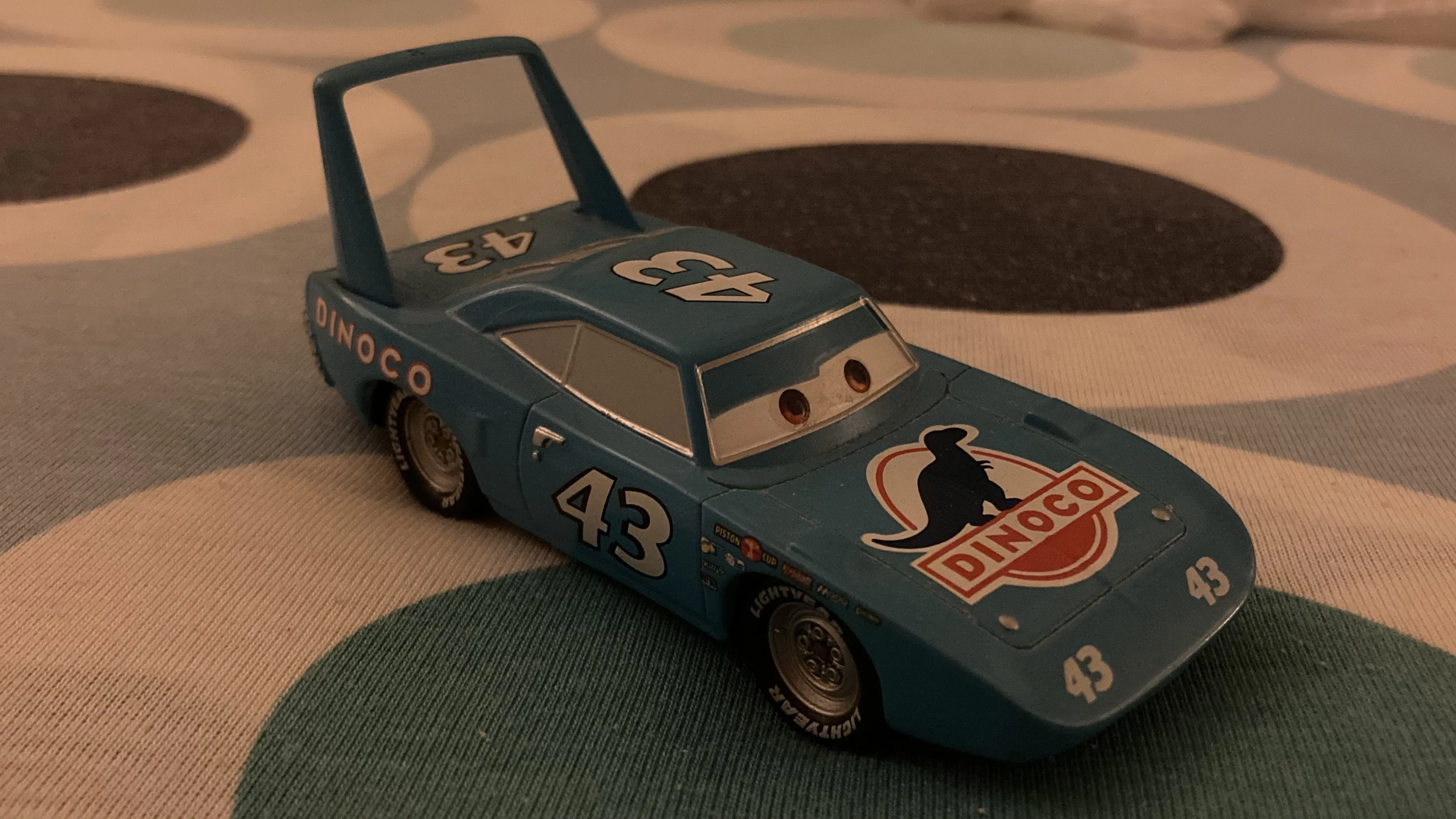 /img/50681-cars-3-the-king-diecast-buy.webp