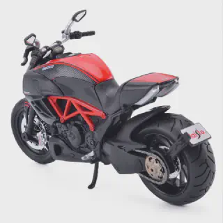 /img/50688-suzuki-gsx-r750-diecast.webp