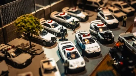 /img/50701-diecast-club-discussion.webp