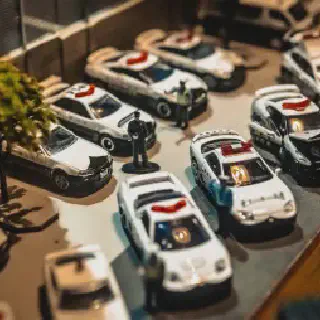 /img/50701-diecast-club-discussion.webp