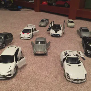 /img/50704-diecast-car-website-shipping.webp