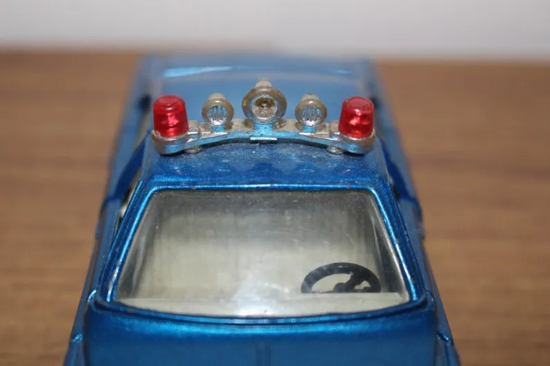 50712 corgi police car bedford