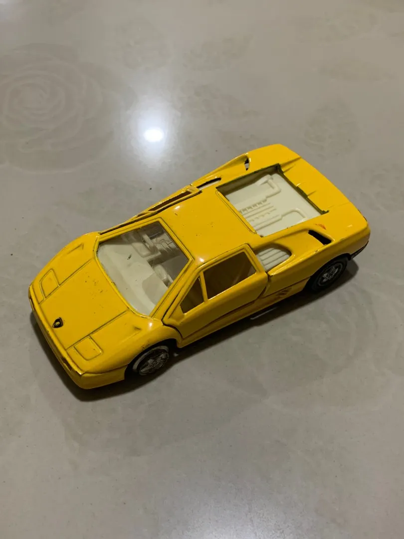 50762 welly diecast assembly