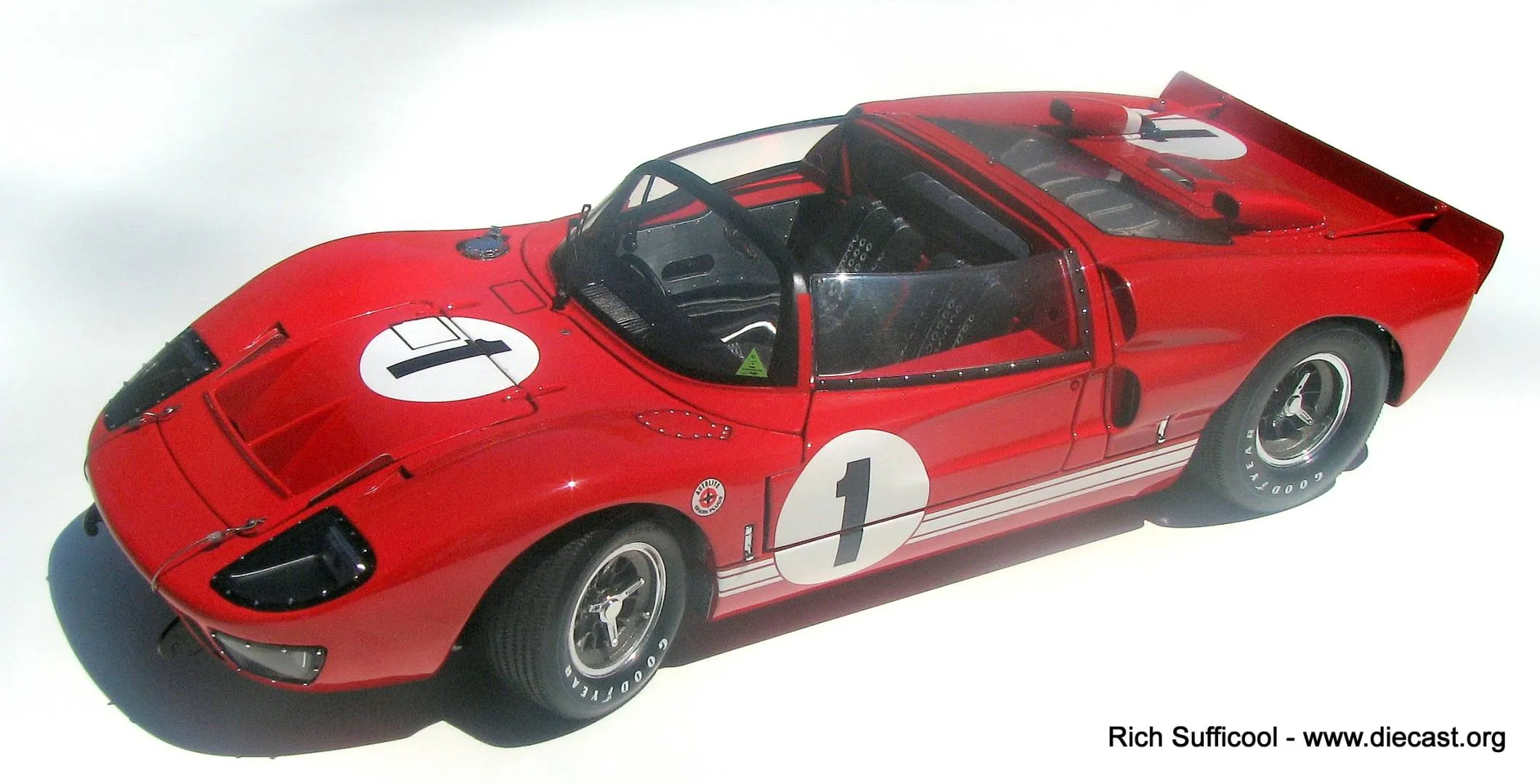 50775 gt40 diecast materials