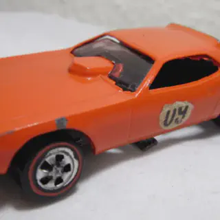 /img/50782-collecting-snake-car.webp