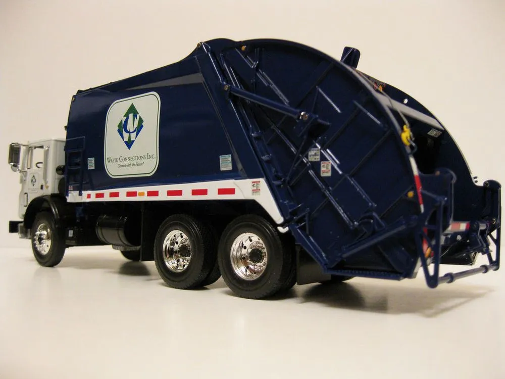50794 cleaning diecast truck