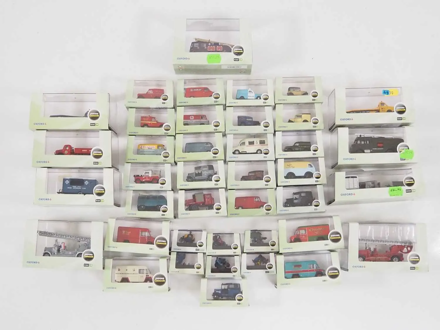 /img/50832-oxford-diecast-ho-scale-display.webp