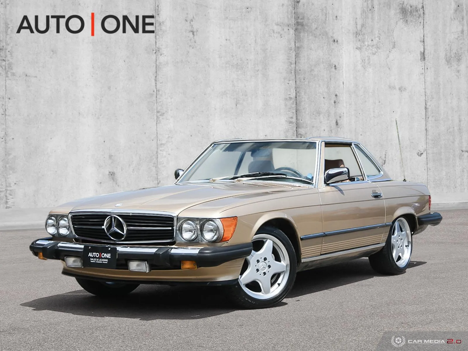 /img/50878-mercedes-560sl-diecast-factory.webp