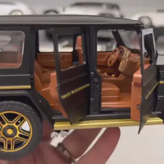 /img/50899-welly-diecast-display.webp