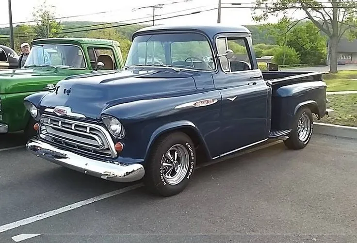 50903 diecast 57 chevy truck main