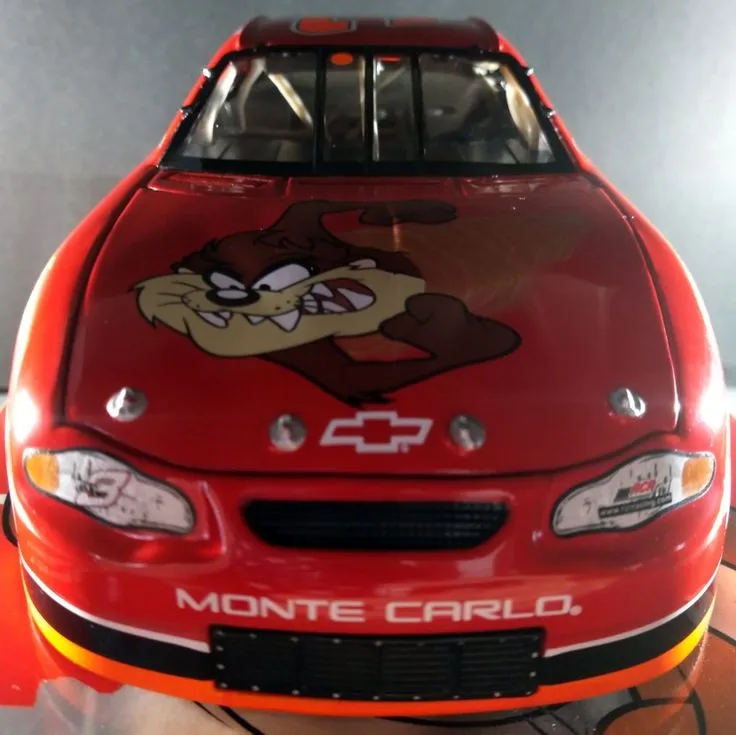 /img/50905-nascar-diecast-shop-5.webp