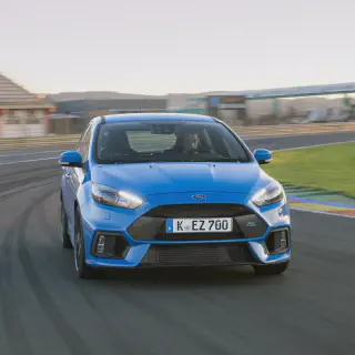 /img/50960-focus-rs-diecast-model-packaging.webp