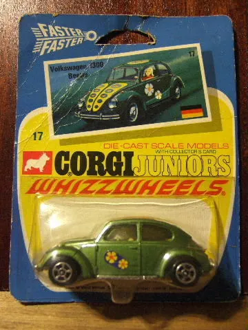 51017 corgi husky mix running