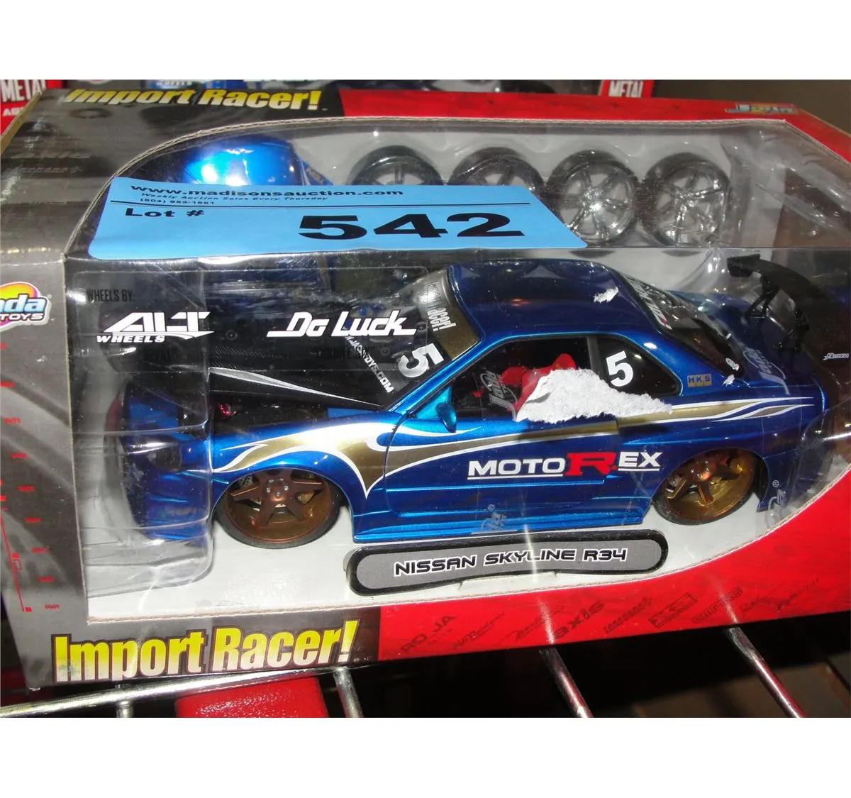 51062 diecast scale comparison